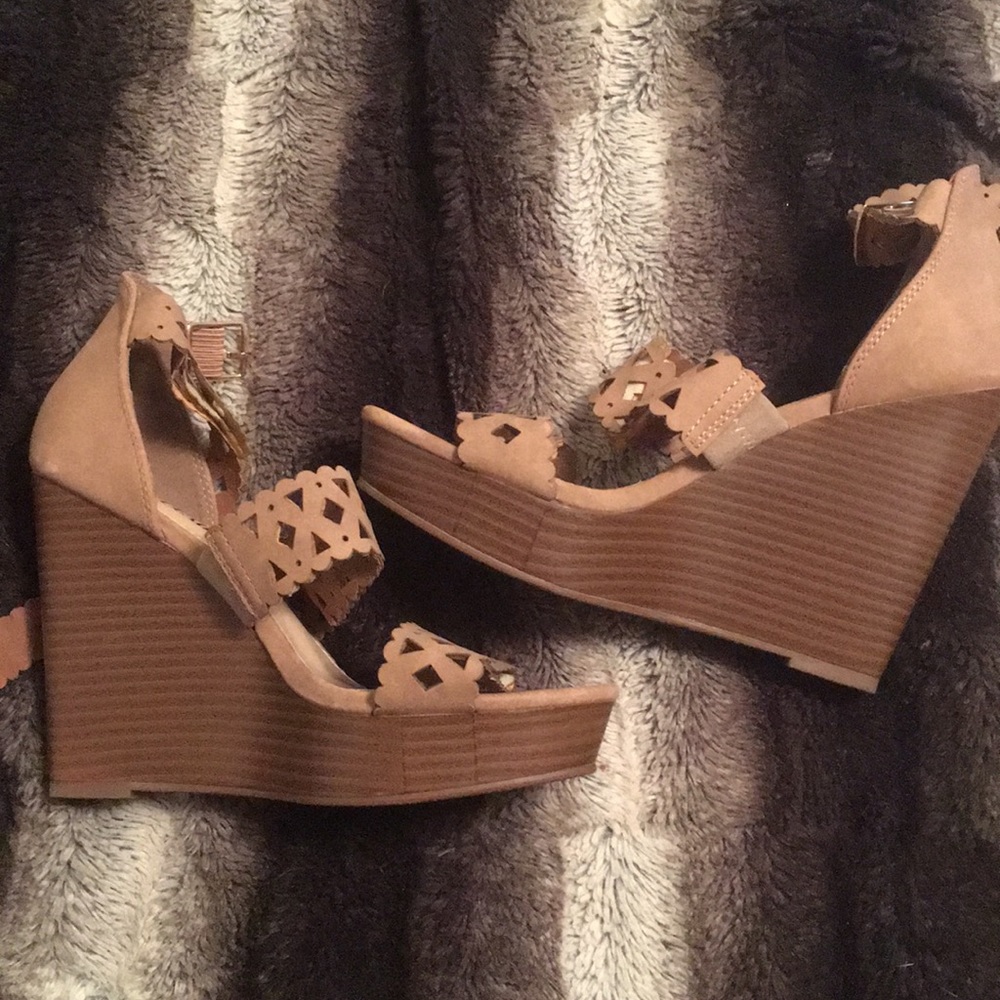 new brown wedges, womens 5.5